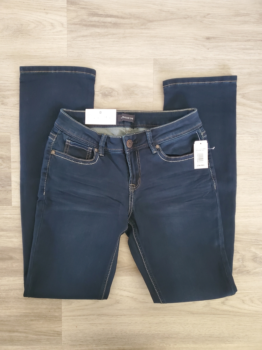 ☀️2/$40☀️ Size 27 (US 4) - Dark Rinse Wash Straight Leg Jeans - Warehouse One